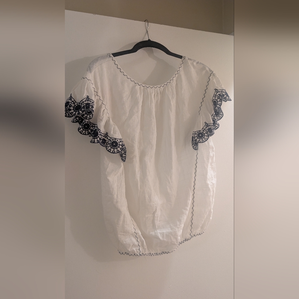 Chic White Blouse with Blue Embroidery